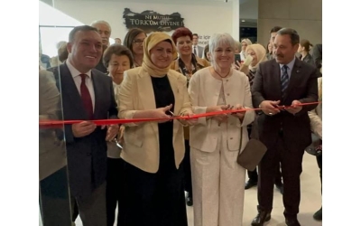 ANKARA / Etimesgut 26 Nisan 2023 Sn. Nurten Ünver Hocamızın, Türk Tarih Müzesi Minyatür Sergisi Etkinliği